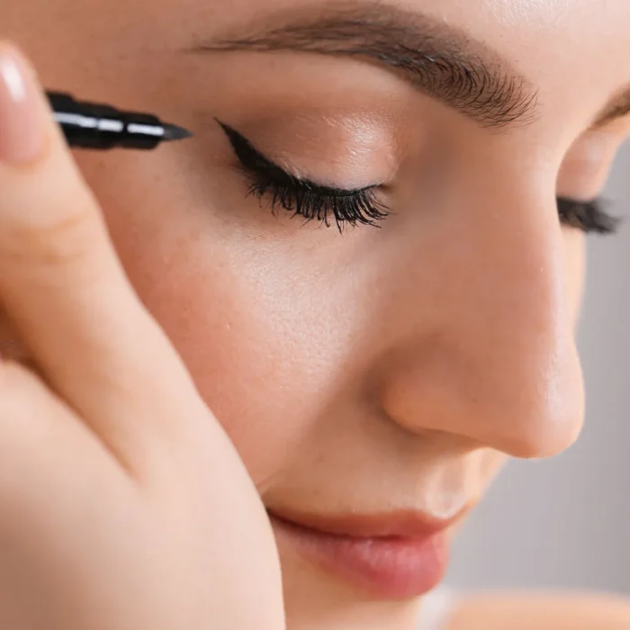 eyeliner-listing